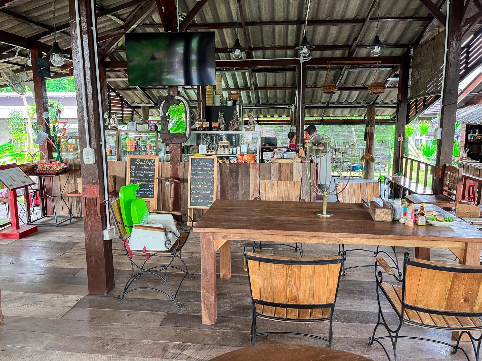 North Pine Forest Homestay บ้านไม้สนโฮมสเตย์ Ban Mae Pong Extérieur photo